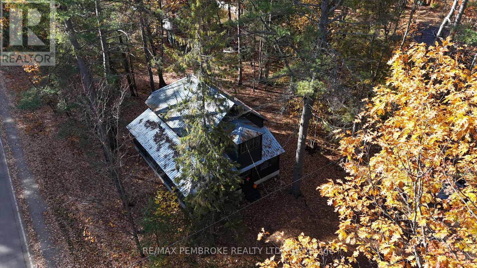 127 Alexandra Street, Petawawa, Ontario  K8H 2R2 - Photo 28 - X12484285