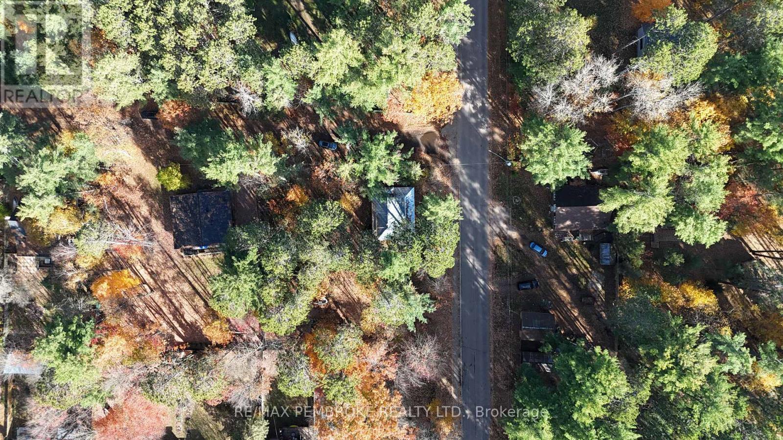 127 Alexandra Street, Petawawa, Ontario  K8H 2R2 - Photo 37 - X12484285