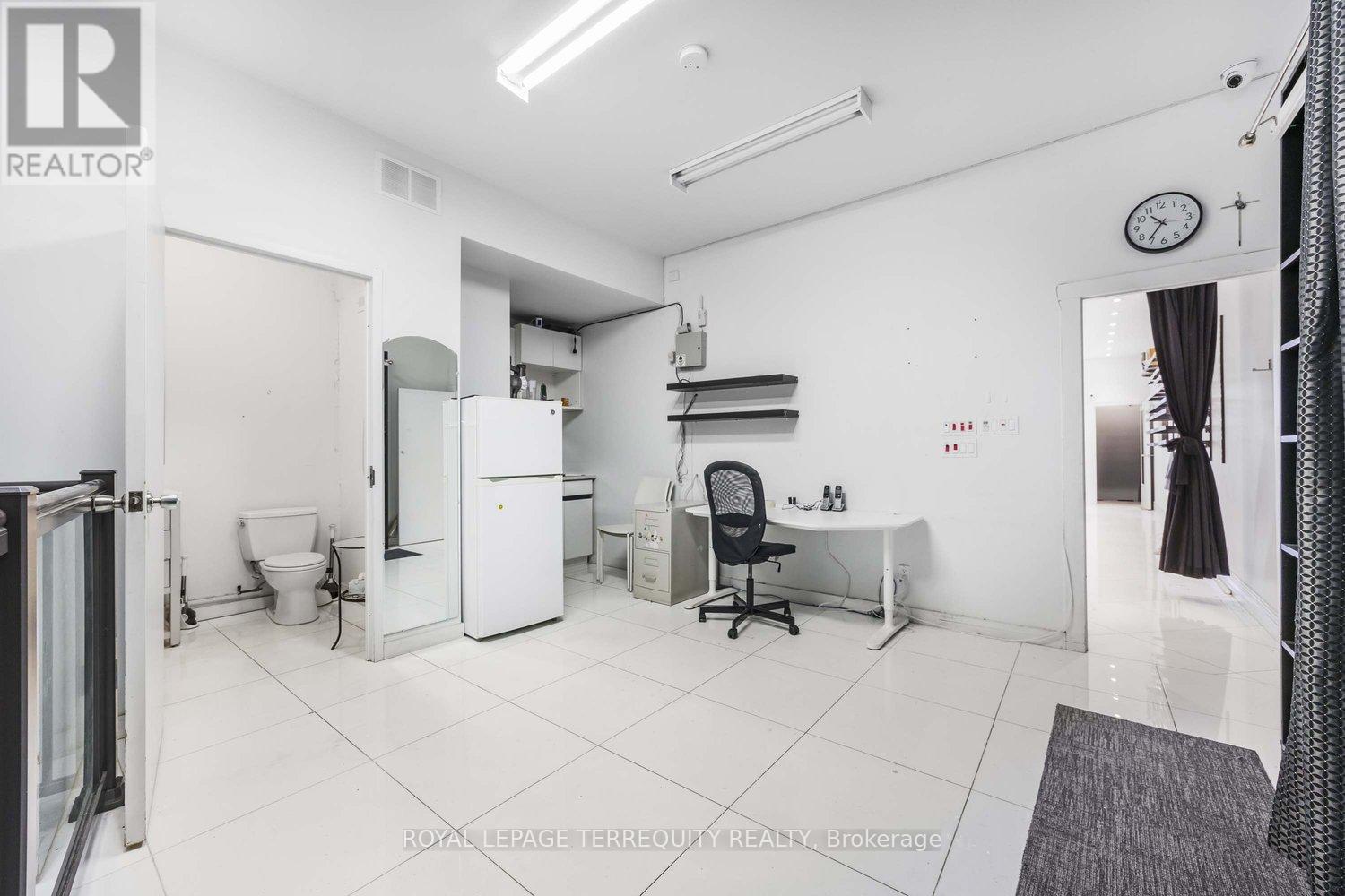 1982 Avenue Road, Toronto, Ontario  M5M 4A4 - Photo 11 - C12483843