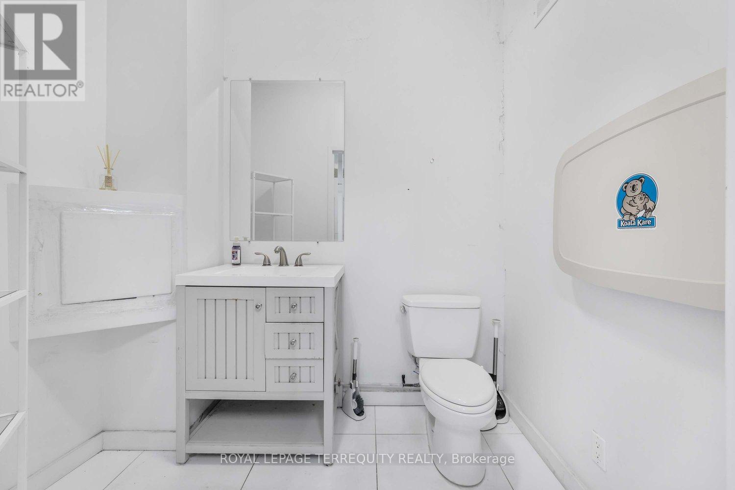 1982 Avenue Road, Toronto, Ontario  M5M 4A4 - Photo 21 - C12483843