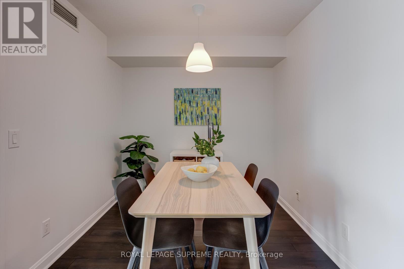 1906 - 1 Michael Power Place, Toronto (Islington-City Centre West), Ontario  M9A 0A1 - Photo 12 - W12483128