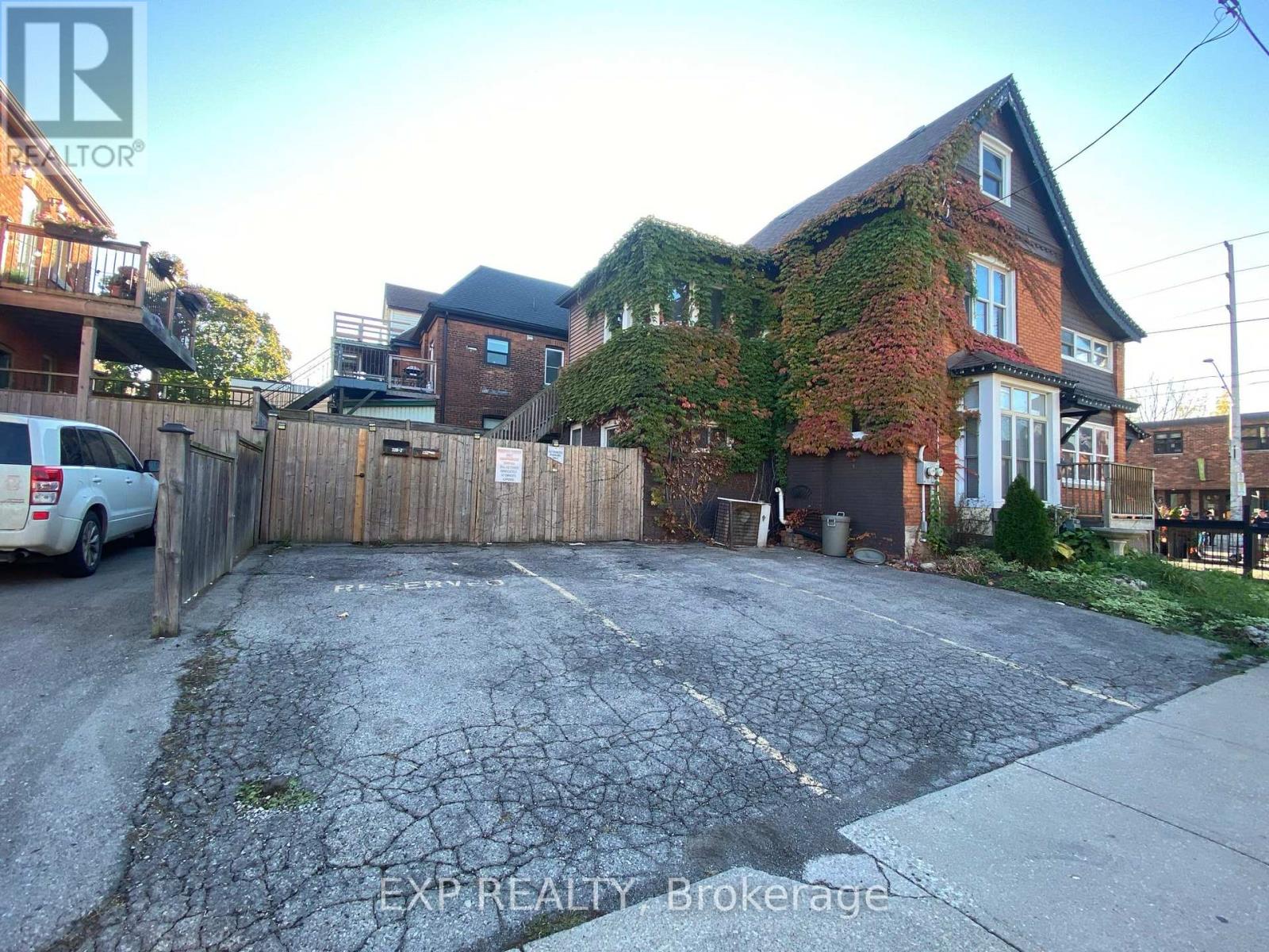 229 Locke Street S, Hamilton, Ontario  L8P 4B8 - Photo 35 - X12405293
