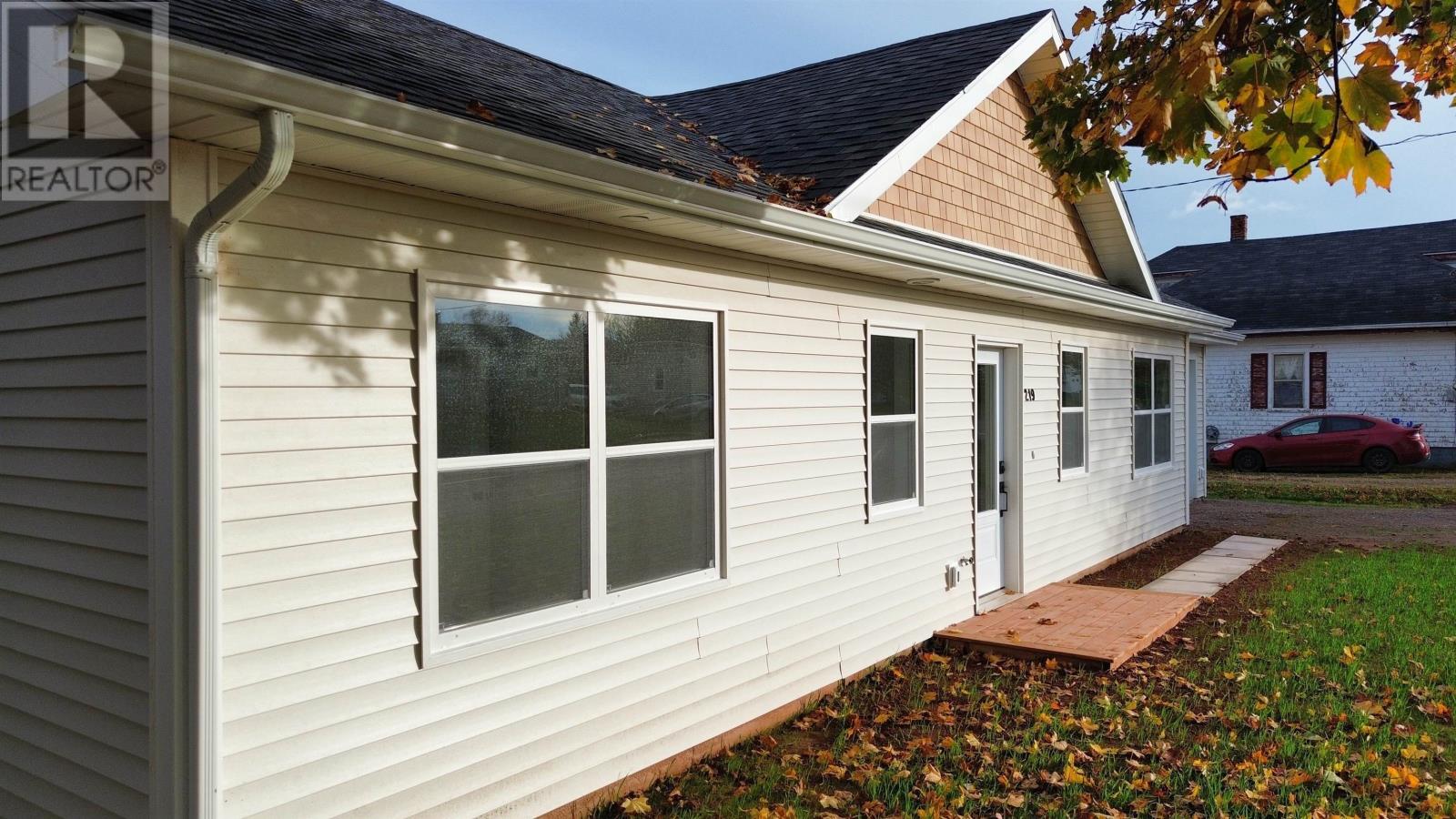 219 Borden Avenue, Borden-Carleton, Prince Edward Island  C0B 1X0 - Photo 6 - 202526698