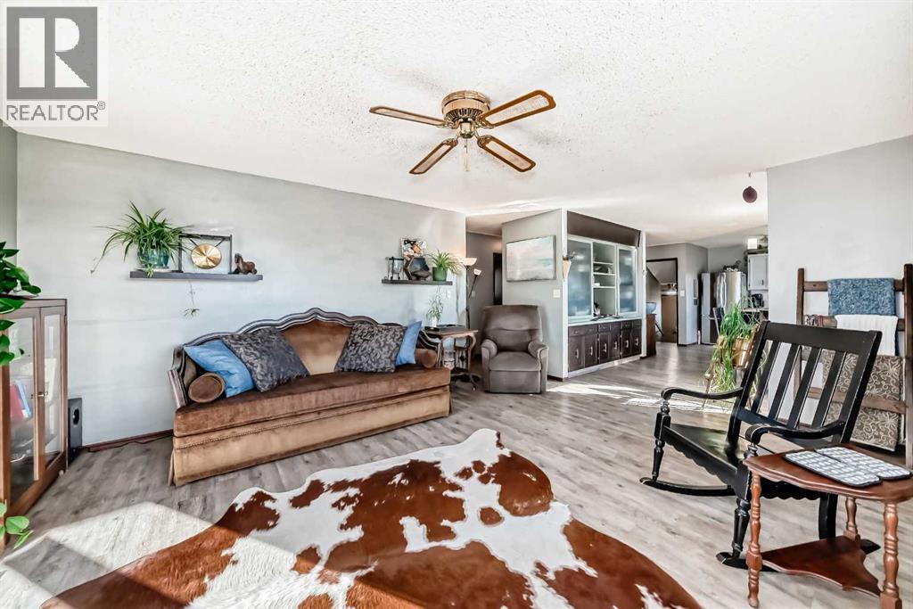 10, 1342 Township Road 361, Rural Red Deer County, Alberta  T4G 0H9 - Photo 15 - A2266326