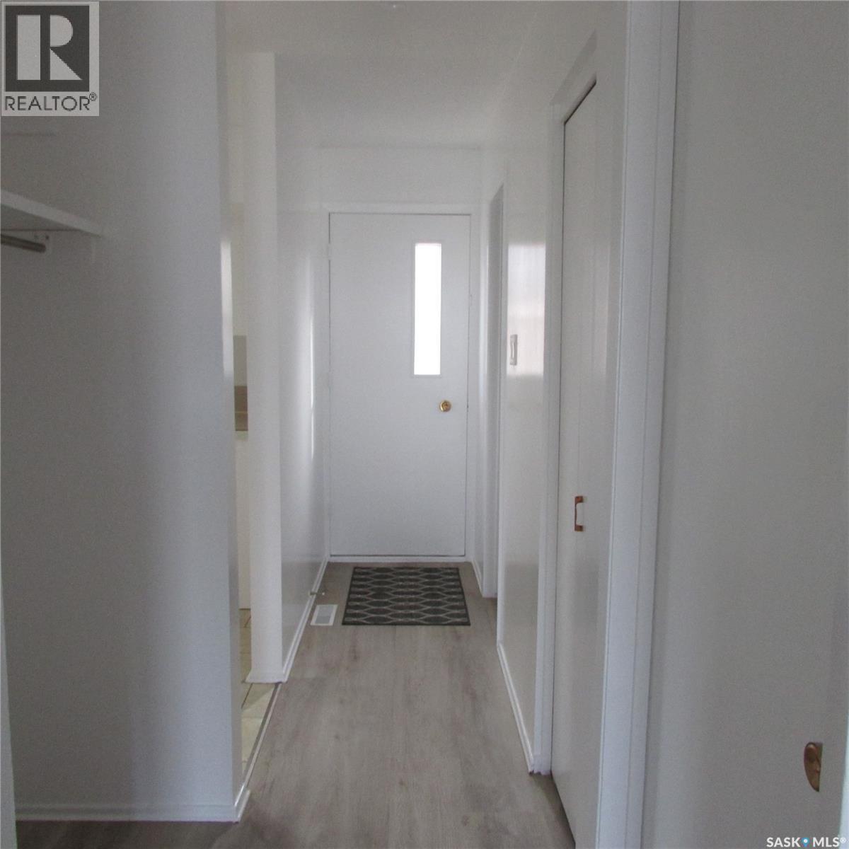 73 Spruceview Road, Regina, Saskatchewan  S4R 0E1 - Photo 13 - SK021800