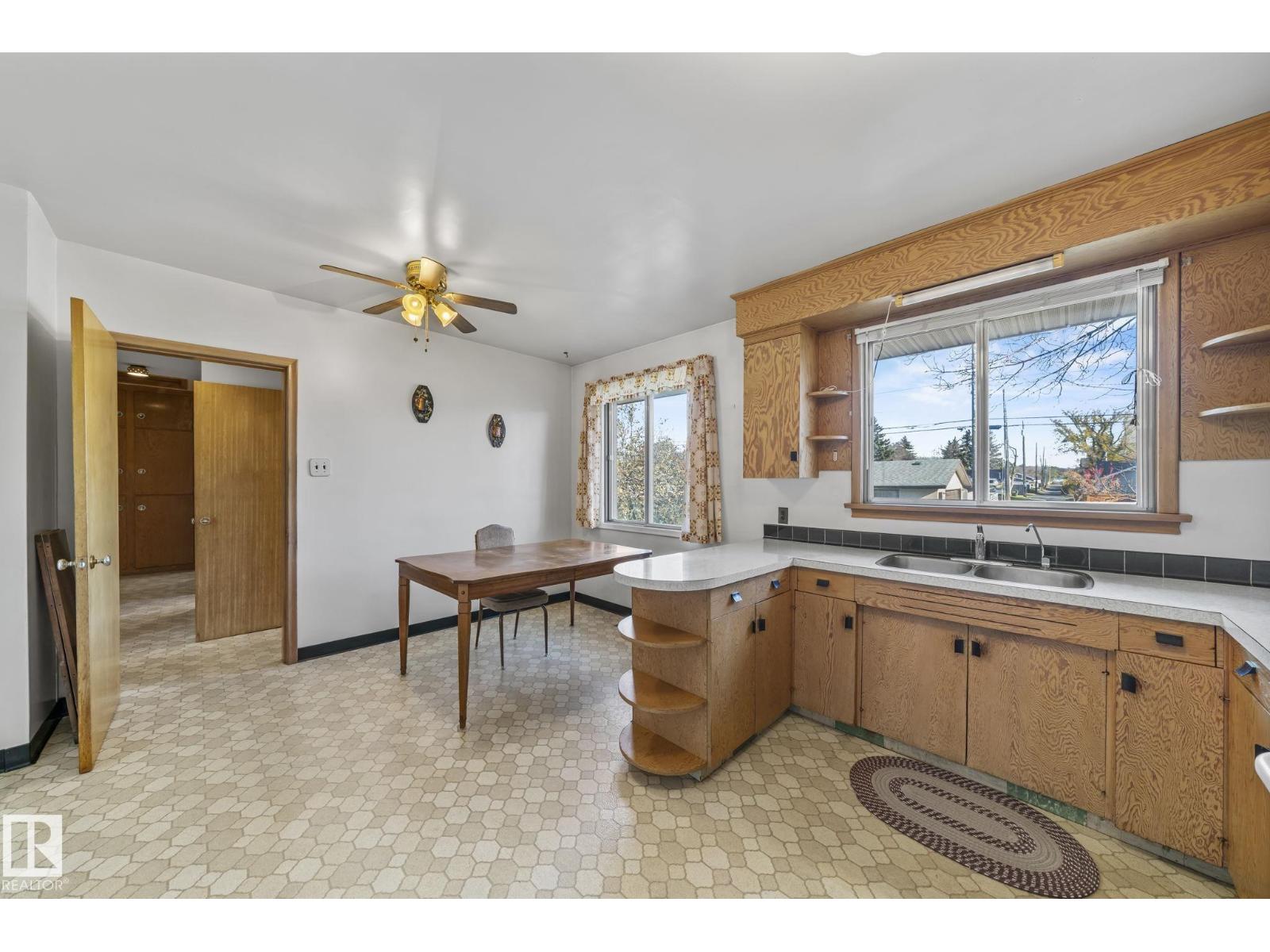 12947 109 St Nw, Edmonton, Alberta  T5E 4Y3 - Photo 10 - E4463584