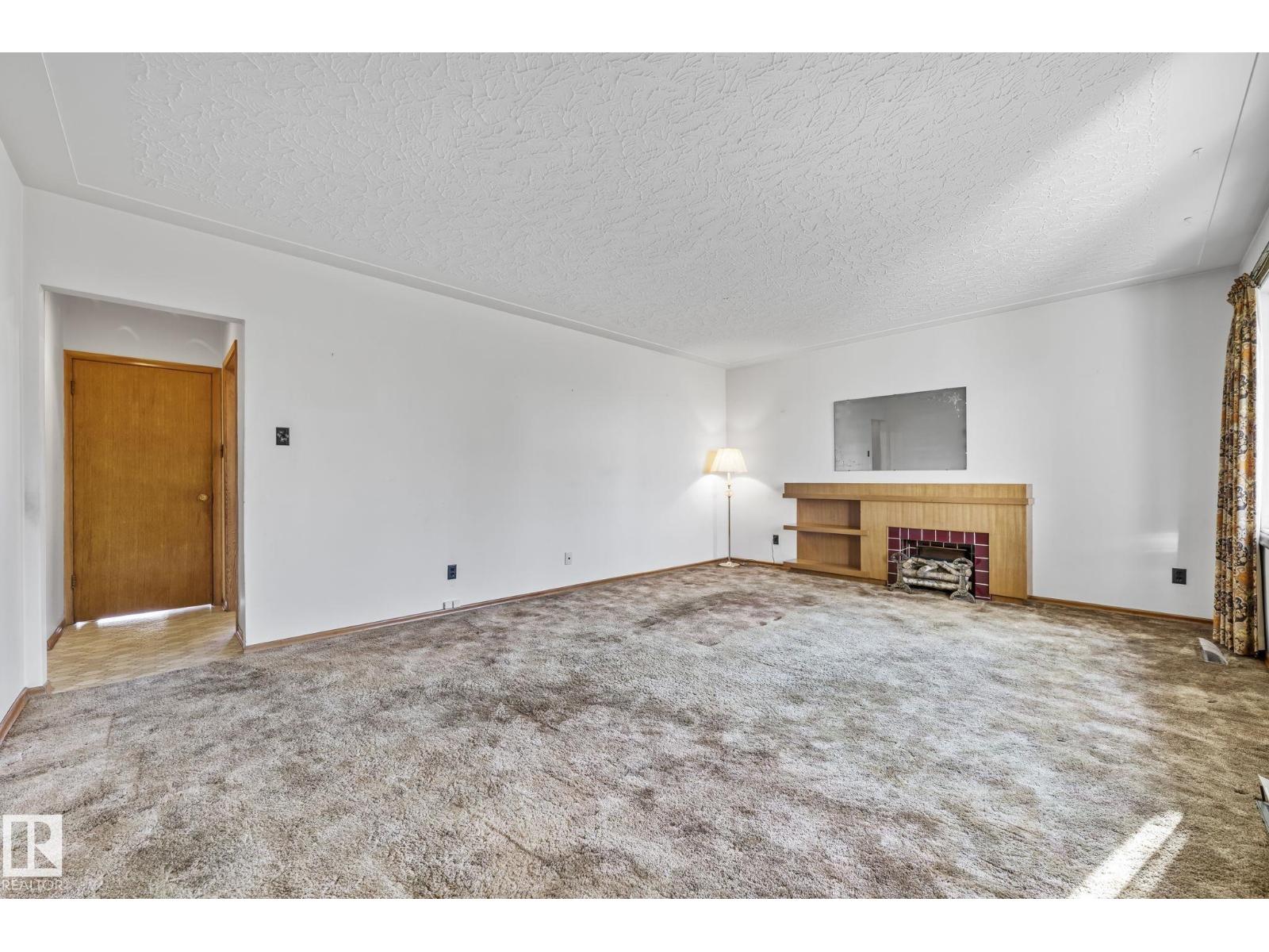 12947 109 St Nw, Edmonton, Alberta  T5E 4Y3 - Photo 3 - E4463584