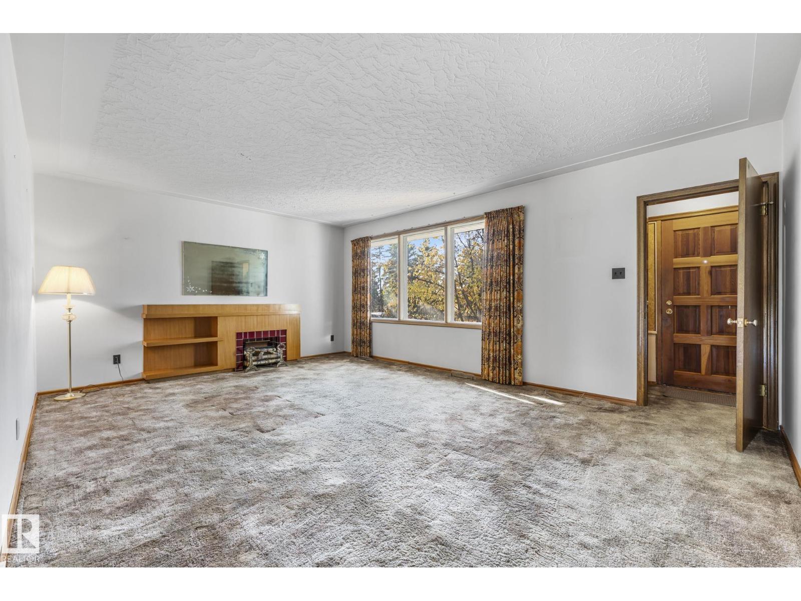 12947 109 St Nw, Edmonton, Alberta  T5E 4Y3 - Photo 2 - E4463584