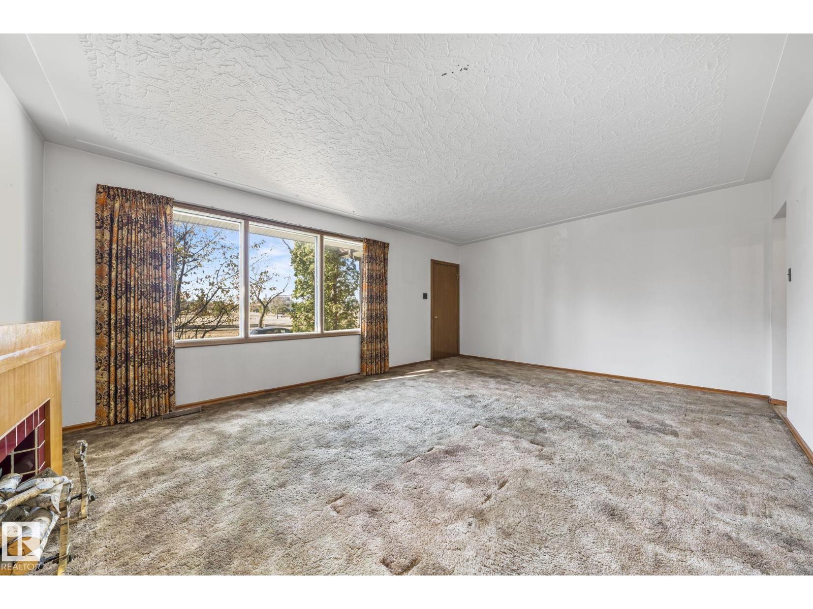 12947 109 St Nw, Edmonton, Alberta  T5E 4Y3 - Photo 4 - E4463584