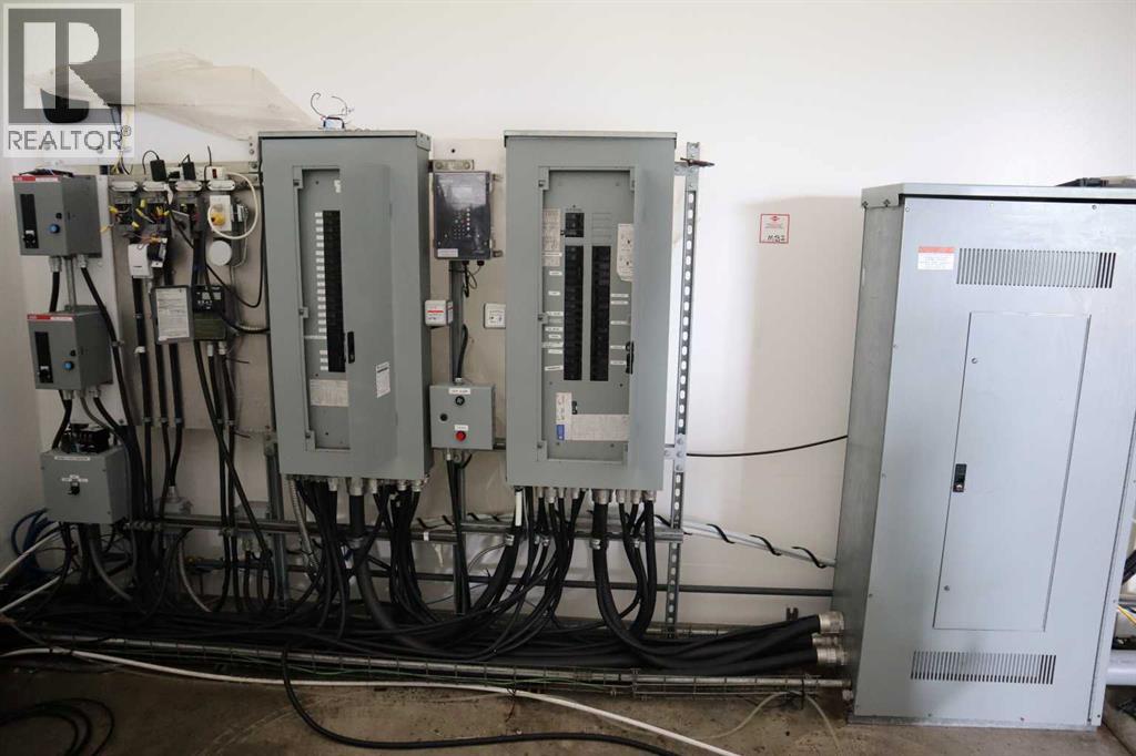 244029 Highway 1, Rural Wheatland County, Alberta  T0J 0M0 - Photo 9 - A2266143