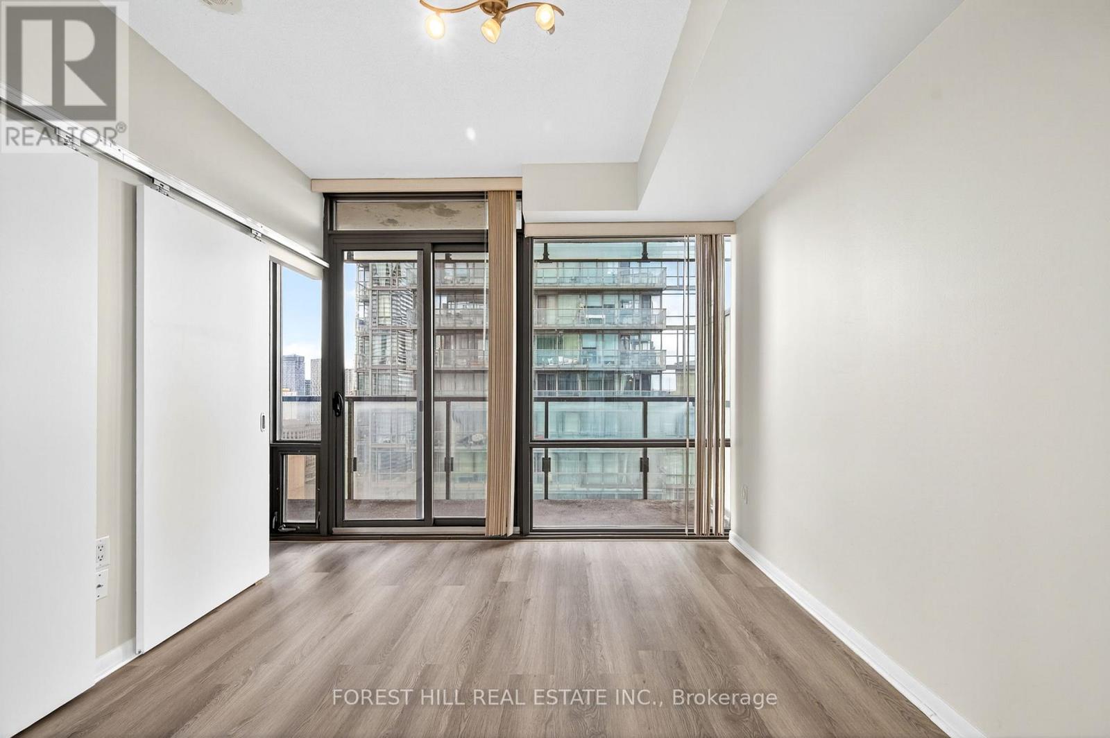 3109 - 37 Grosvenor Street, Toronto, Ontario  M4Y 3G5 - Photo 9 - C12484270