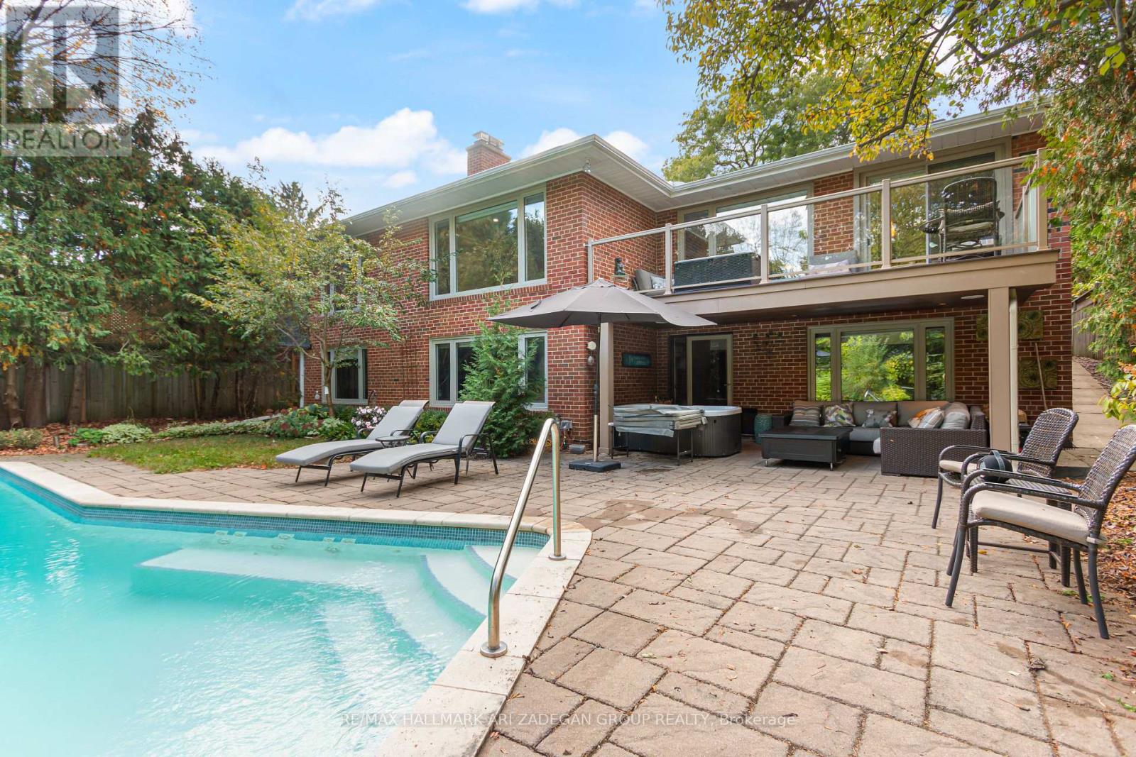 195 Burbank Drive, Toronto, Ontario  M2K 1P5 - Photo 3 - C12484283