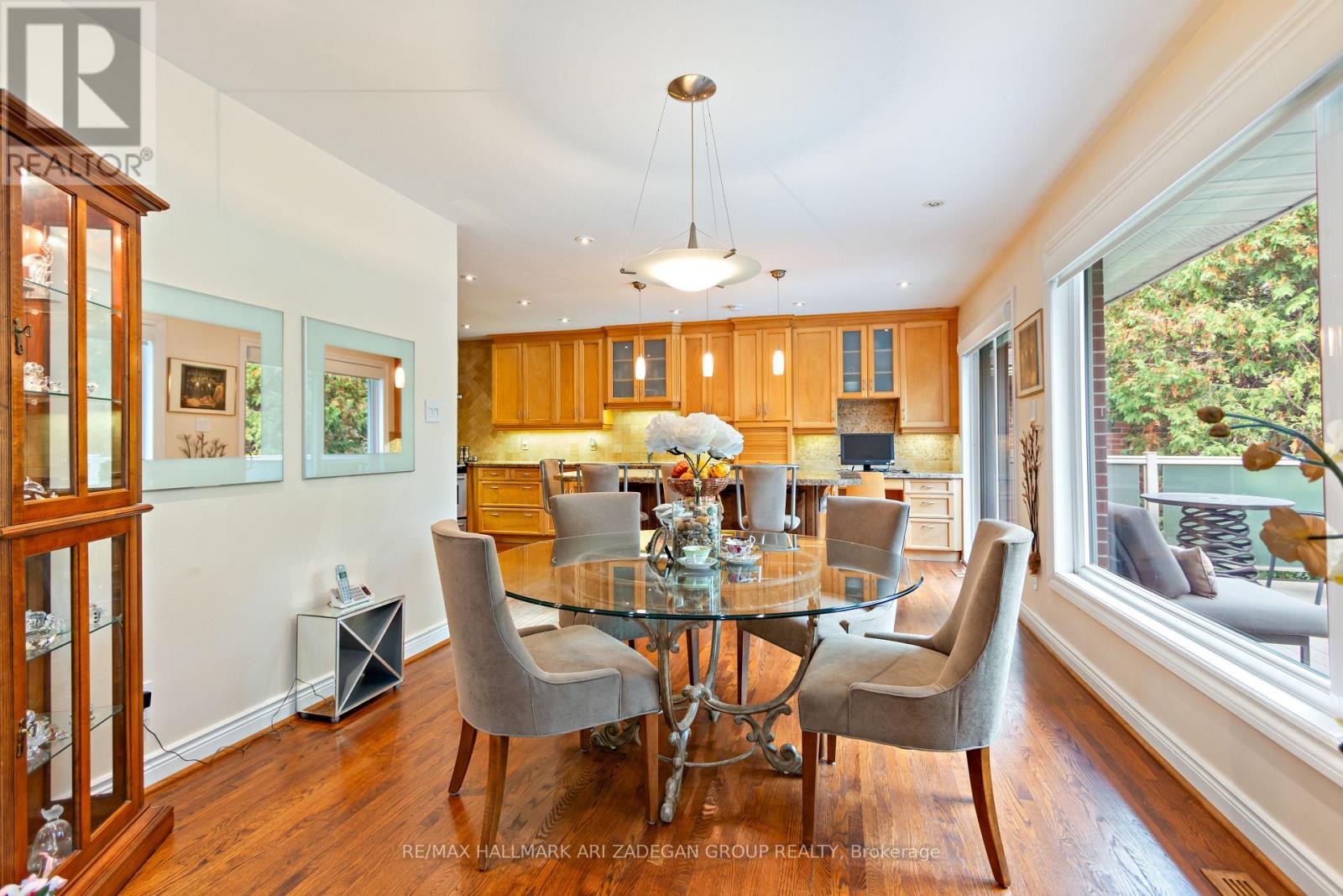 195 Burbank Drive, Toronto, Ontario  M2K 1P5 - Photo 5 - C12484283