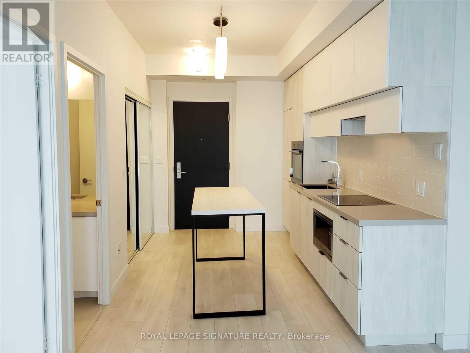 4110 - 8 Eglinton Avenue E, Toronto, Ontario  M4P 1A6 - Photo 2 - C12484296