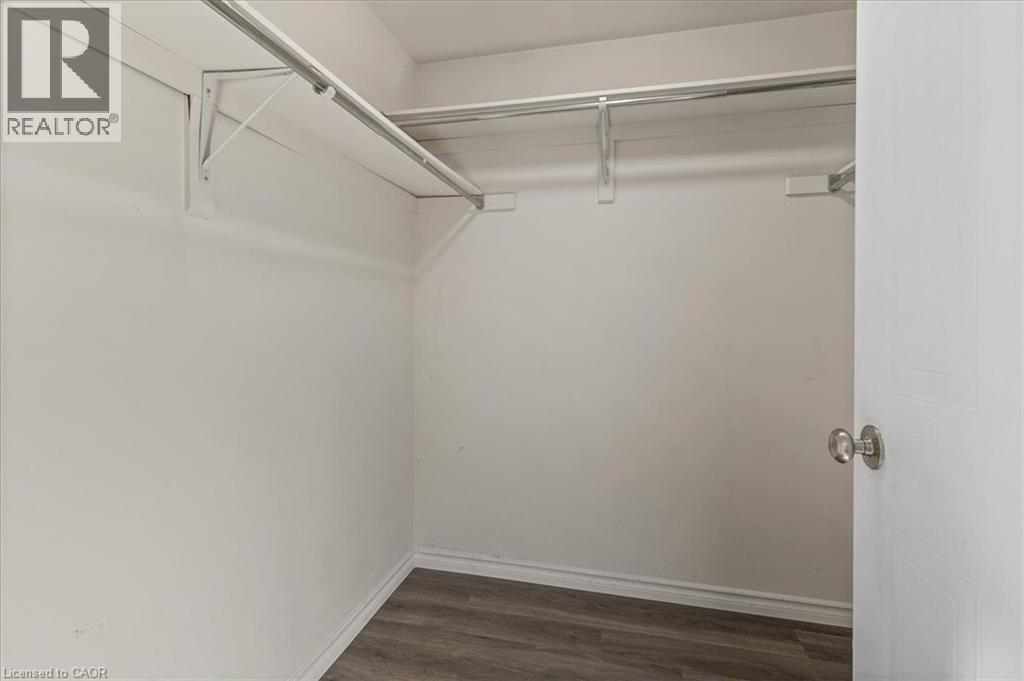 269 Mcmeeken Drive, Cambridge, Ontario  N3C 4N7 - Photo 15 - 40781643