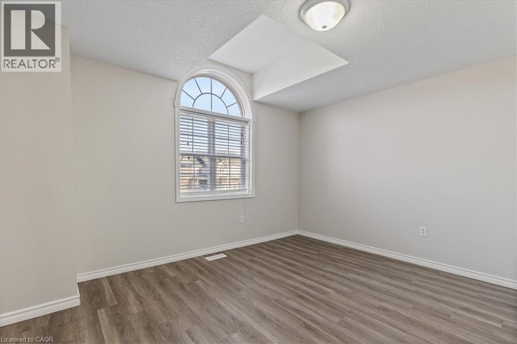 269 Mcmeeken Drive, Cambridge, Ontario  N3C 4N7 - Photo 19 - 40781643