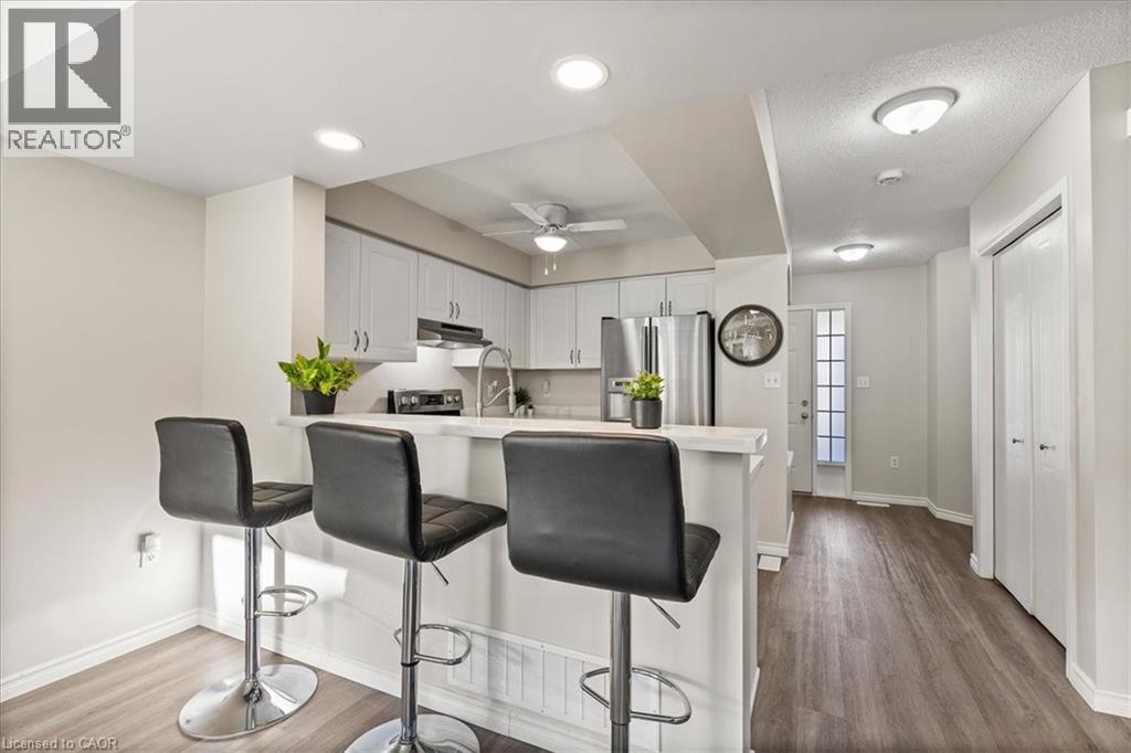 269 Mcmeeken Drive, Cambridge, Ontario  N3C 4N7 - Photo 6 - 40781643