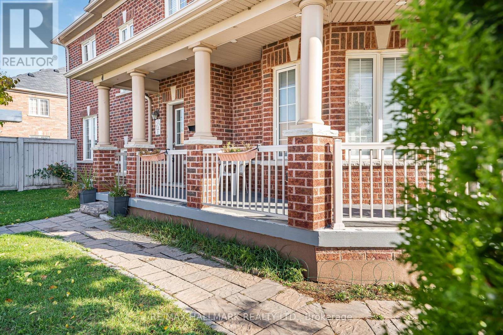 2 Telstar Way, Whitby, Ontario  L1M 0G2 - Photo 2 - E12484250