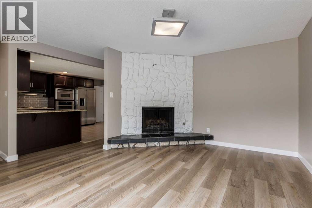 534 Cantrell Drive Sw, Calgary, Alberta  T2W 2K7 - Photo 7 - A2251782