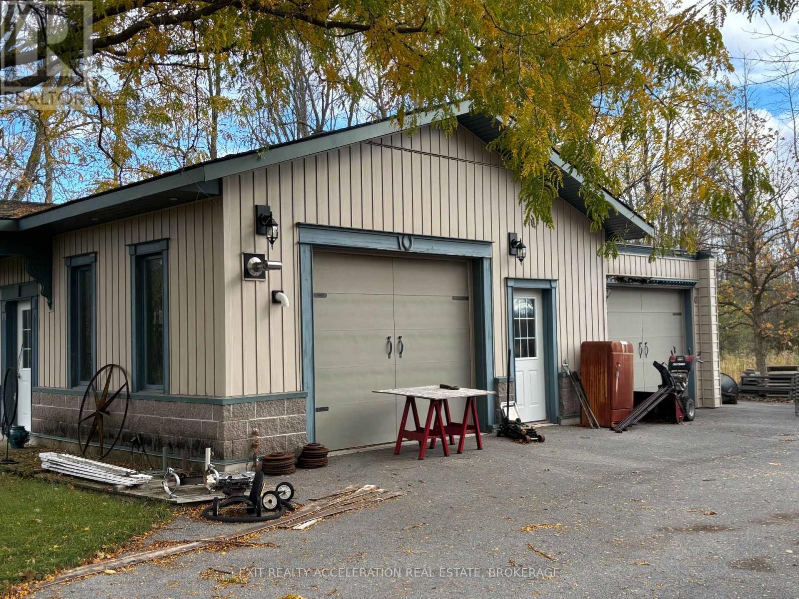 7 Main Street, Loyalist, Ontario  K0H 2H0 - Photo 3 - X12484385