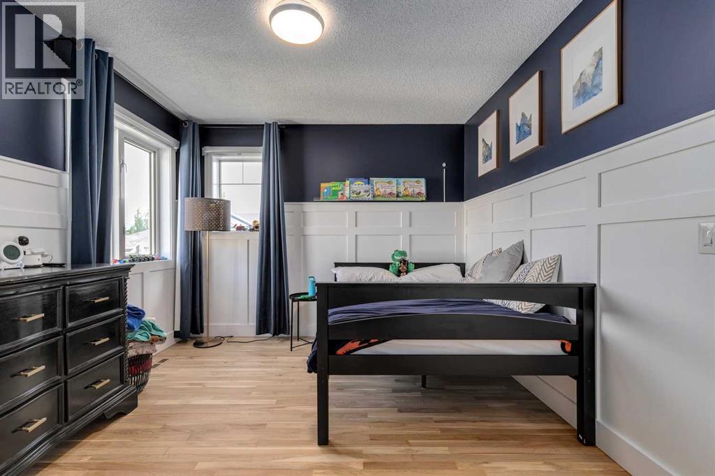 817 Crystal Beach Bay, Chestermere, Alberta  T1X 1J1 - Photo 34 - A2264334