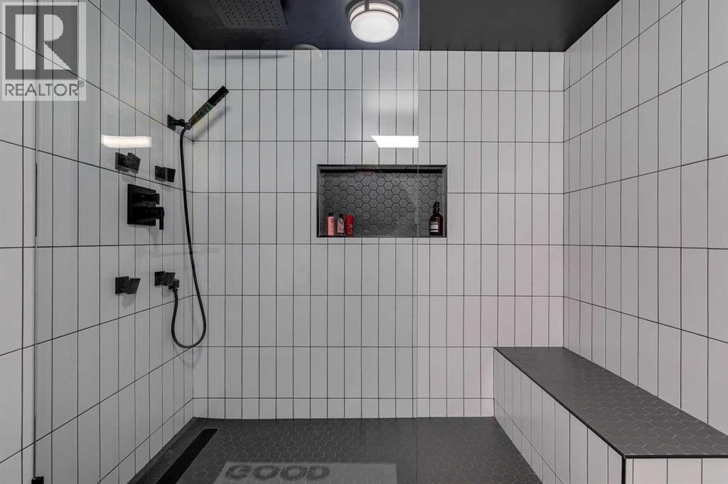 817 Crystal Beach Bay, Chestermere, Alberta  T1X 1J1 - Photo 43 - A2264334