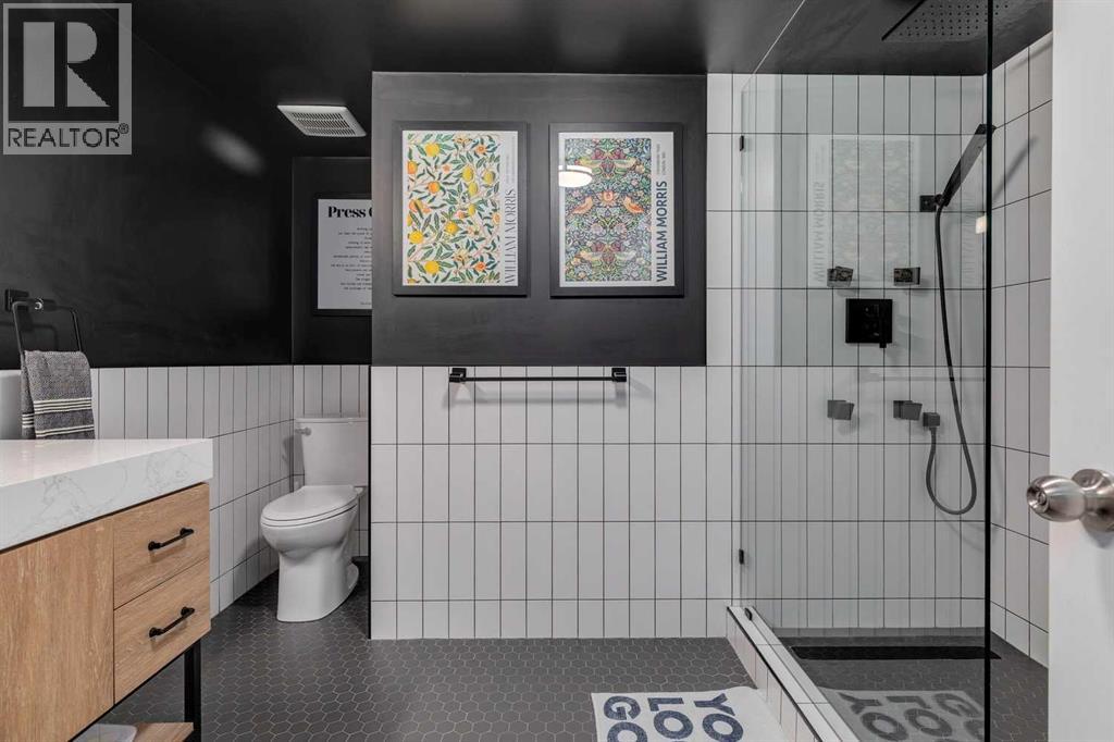 817 Crystal Beach Bay, Chestermere, Alberta  T1X 1J1 - Photo 42 - A2264334