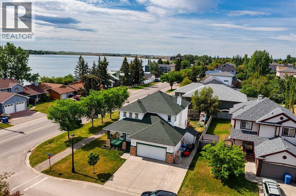817 Crystal Beach Bay, Chestermere, Alberta  T1X 1J1 - Photo 50 - A2264334