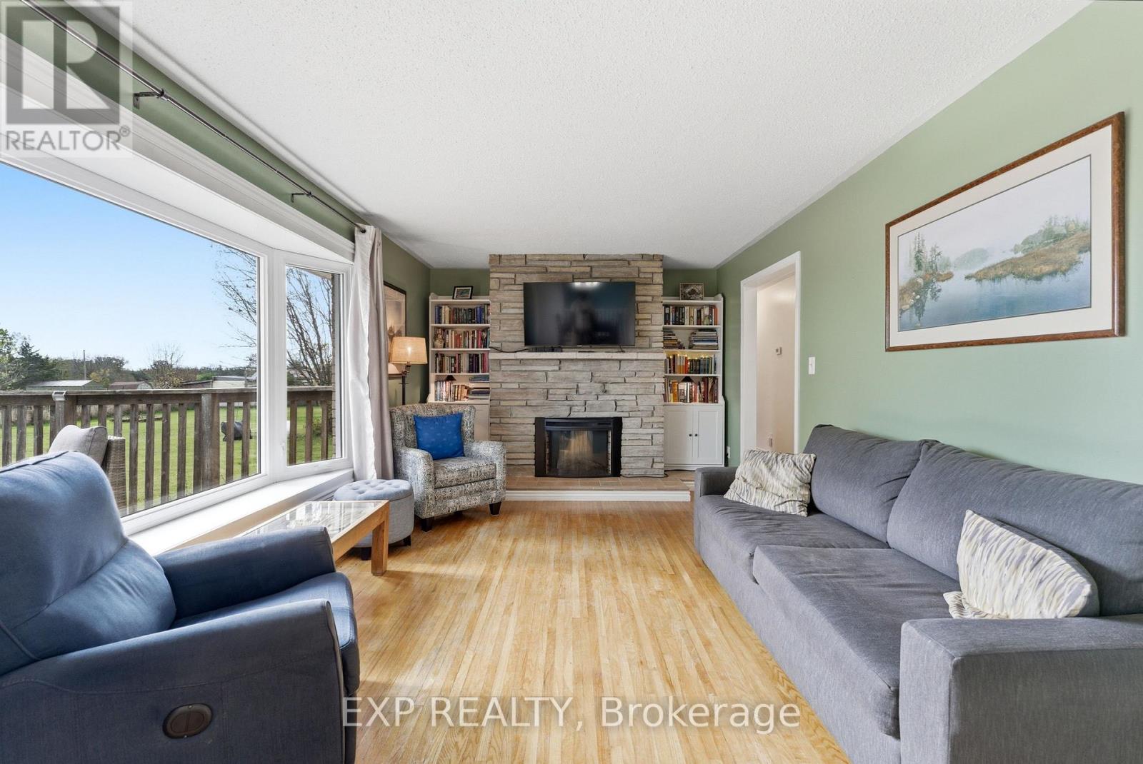 5228 Old Hwy 2, Belleville, Ontario  K8N 4Z4 - Photo 17 - X12484320