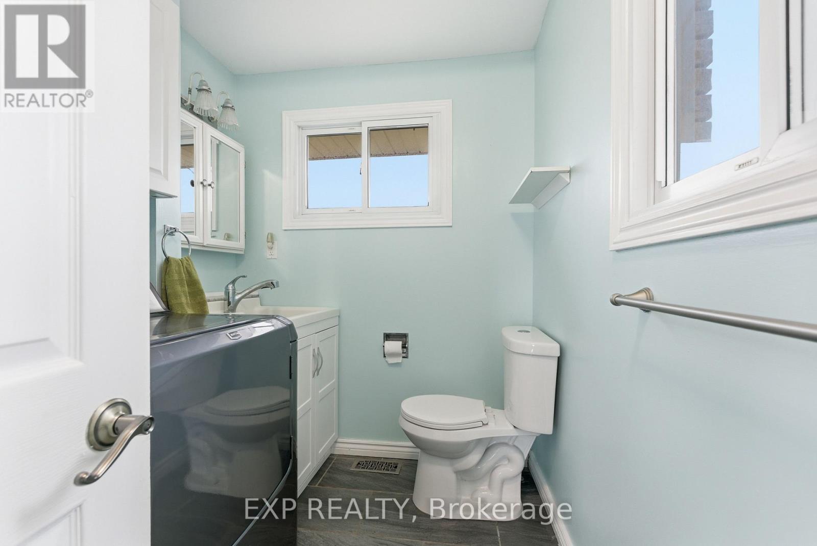 5228 Old Hwy 2, Belleville, Ontario  K8N 4Z4 - Photo 19 - X12484320