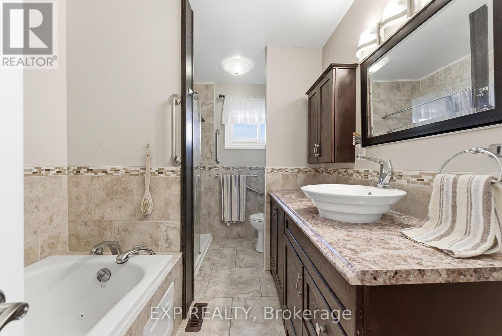 5228 Old Hwy 2, Belleville, Ontario  K8N 4Z4 - Photo 27 - X12484320