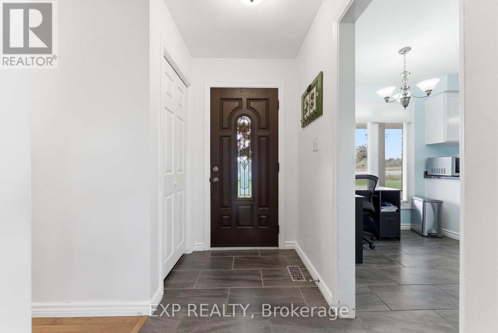 5228 Old Hwy 2, Belleville, Ontario  K8N 4Z4 - Photo 5 - X12484320