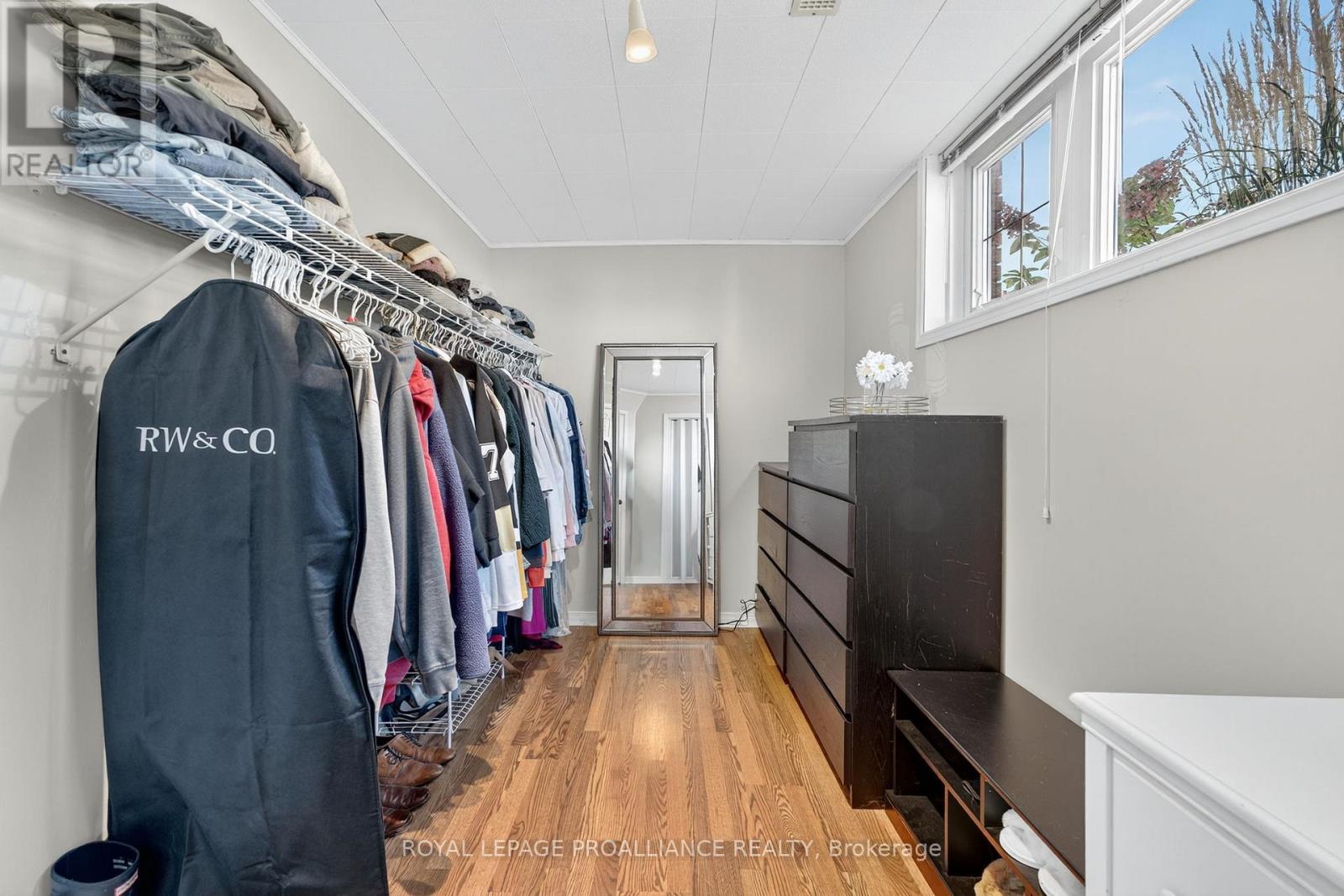 14 Chesterfield Drive, Loyalist (Amherstview), Ontario  K7N 1M2 - Photo 29 - X12484408