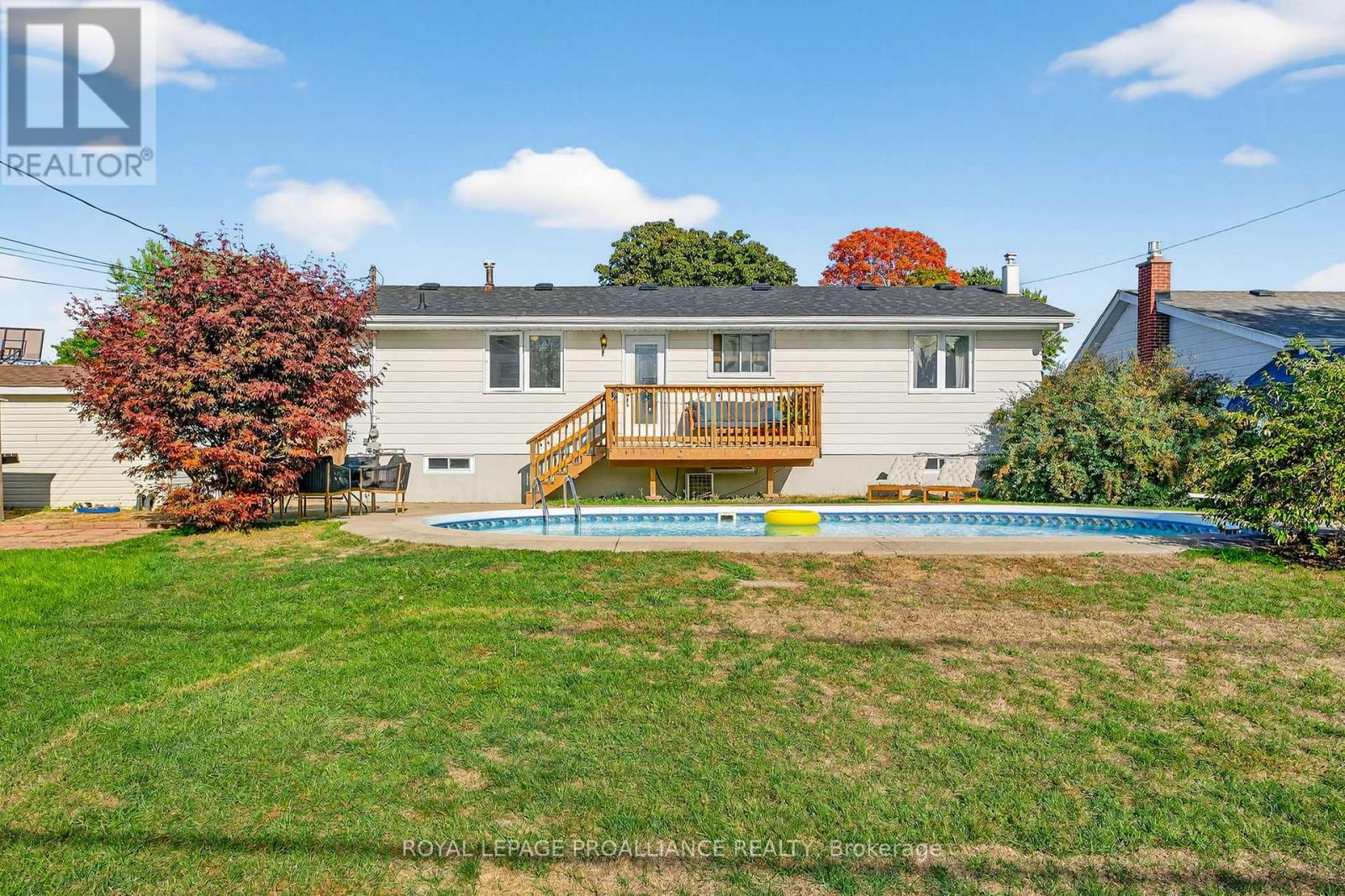 14 Chesterfield Drive, Loyalist (Amherstview), Ontario  K7N 1M2 - Photo 32 - X12484408