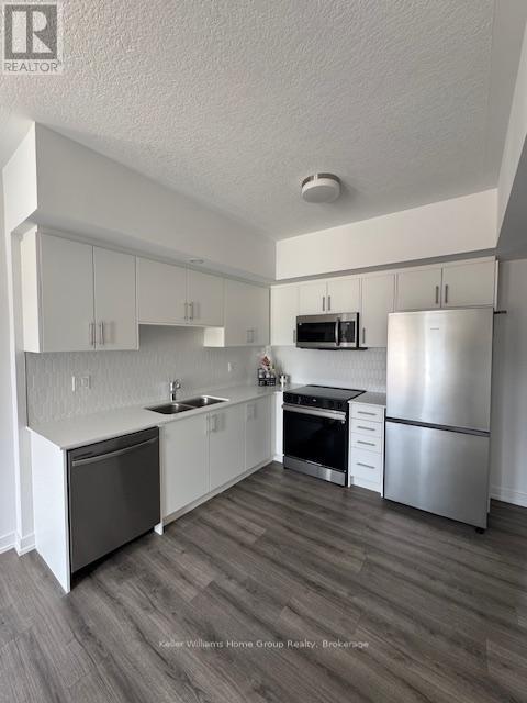34 - 940 St David Street N, Centre Wellington, Ontario  N1M 2W3 - Photo 3 - X12484334