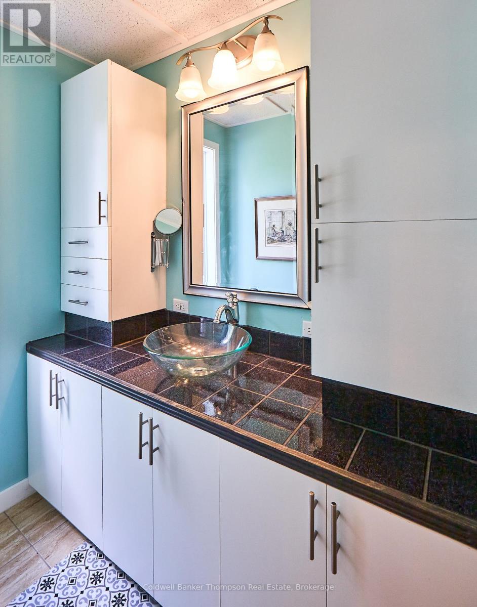 550 Valley View Road, Strong, Ontario  P0A 1Z0 - Photo 15 - X12484387