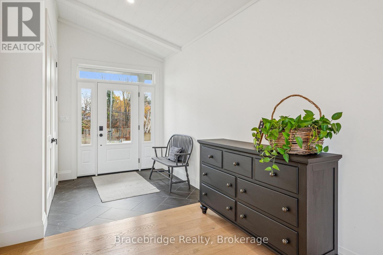 1006 Stephens Bay Road, Bracebridge, Ontario  P1L 1X2 - Photo 6 - X12484390