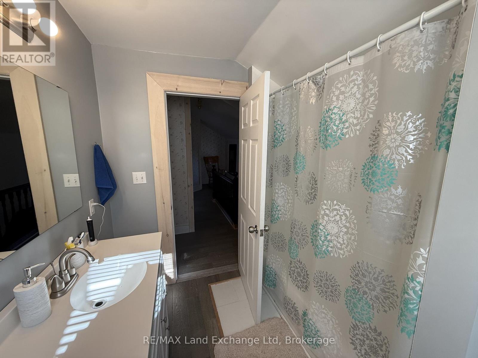 26 Patrick Street W, North Huron, Ontario  N0G 2W0 - Photo 20 - X12484414
