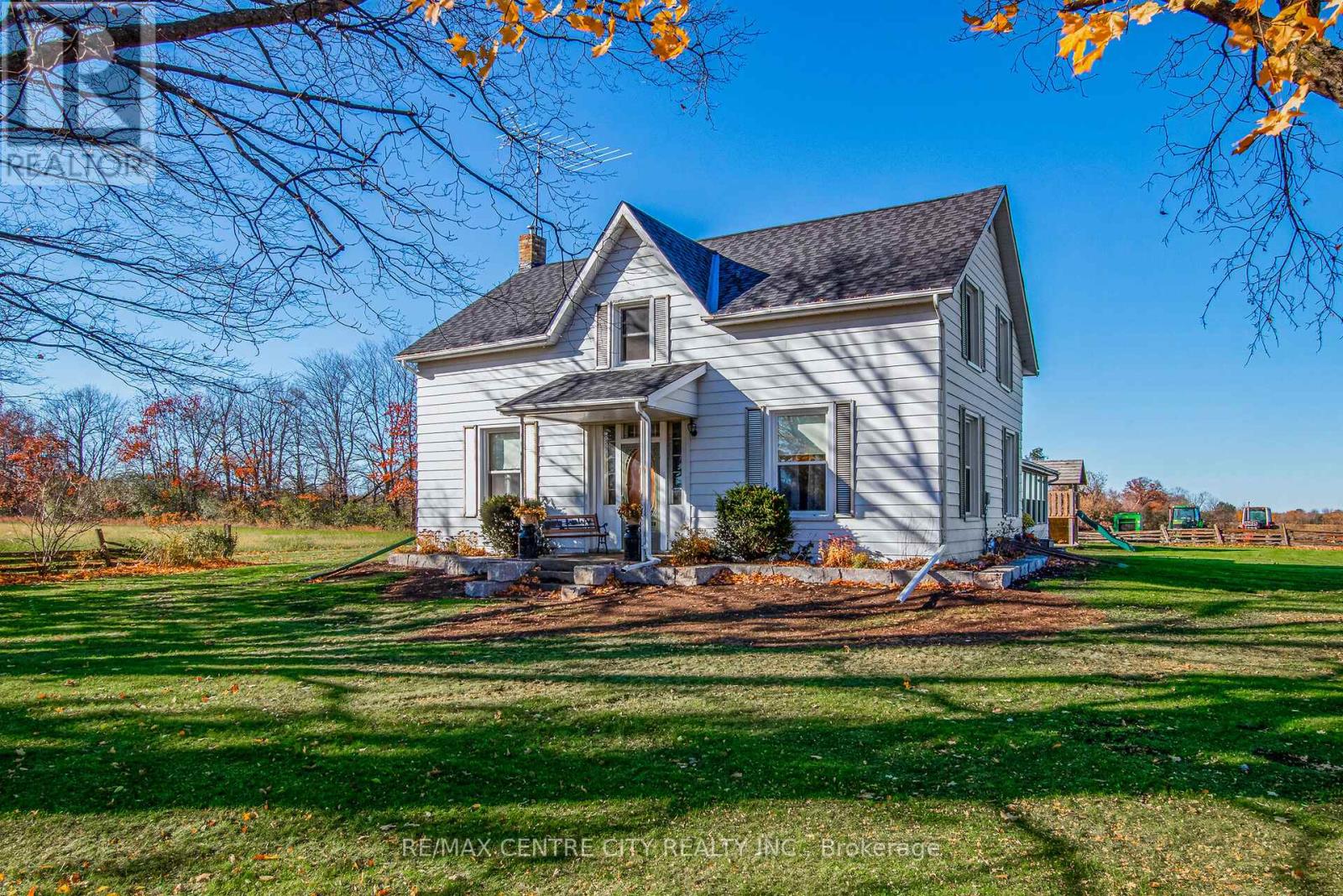 1048 FIFTH LINE, Selwyn, Ontario