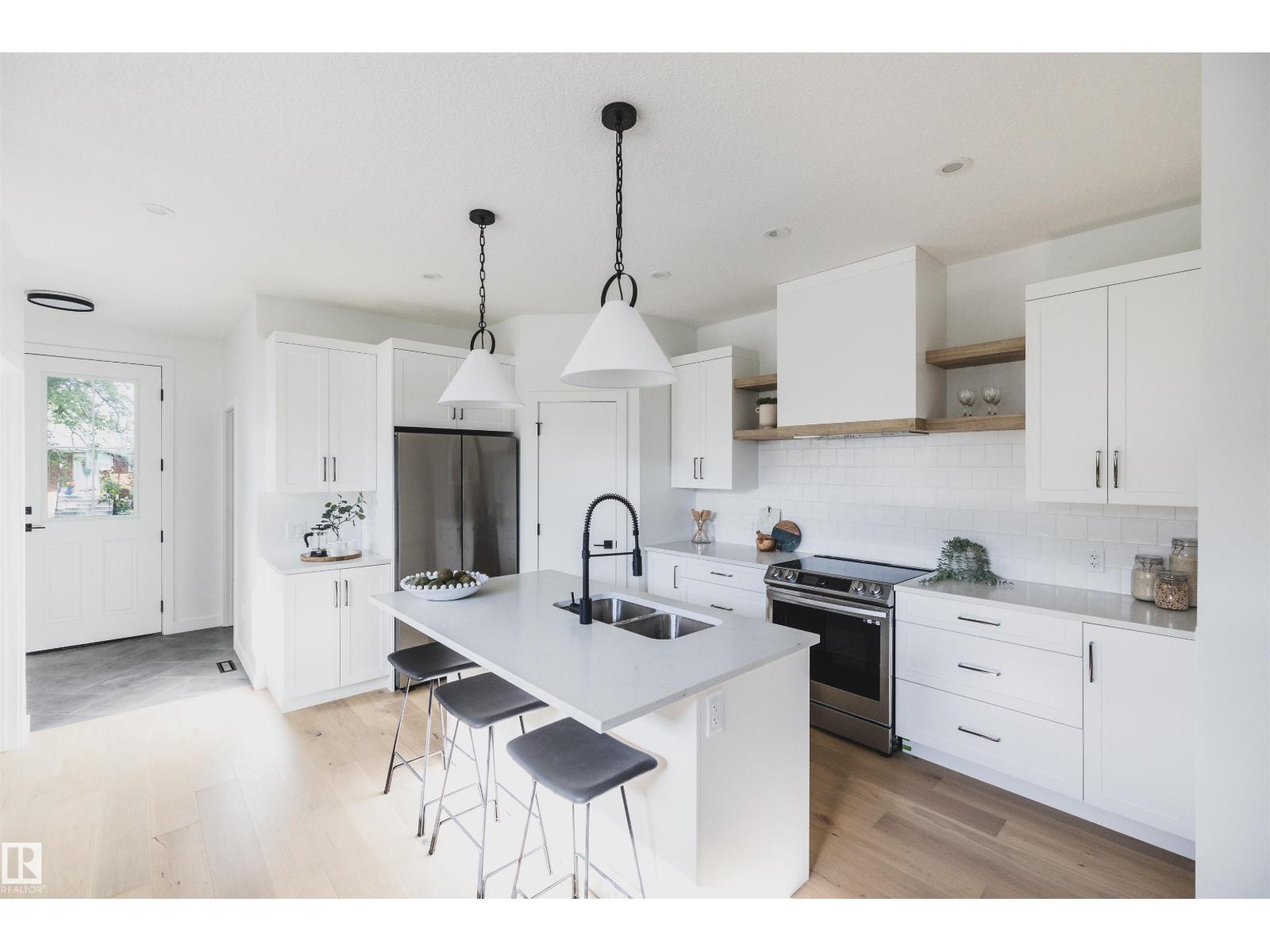 4216 121 St Nw, Edmonton, Alberta  T6J 1Y8 - Photo 5 - E4463660