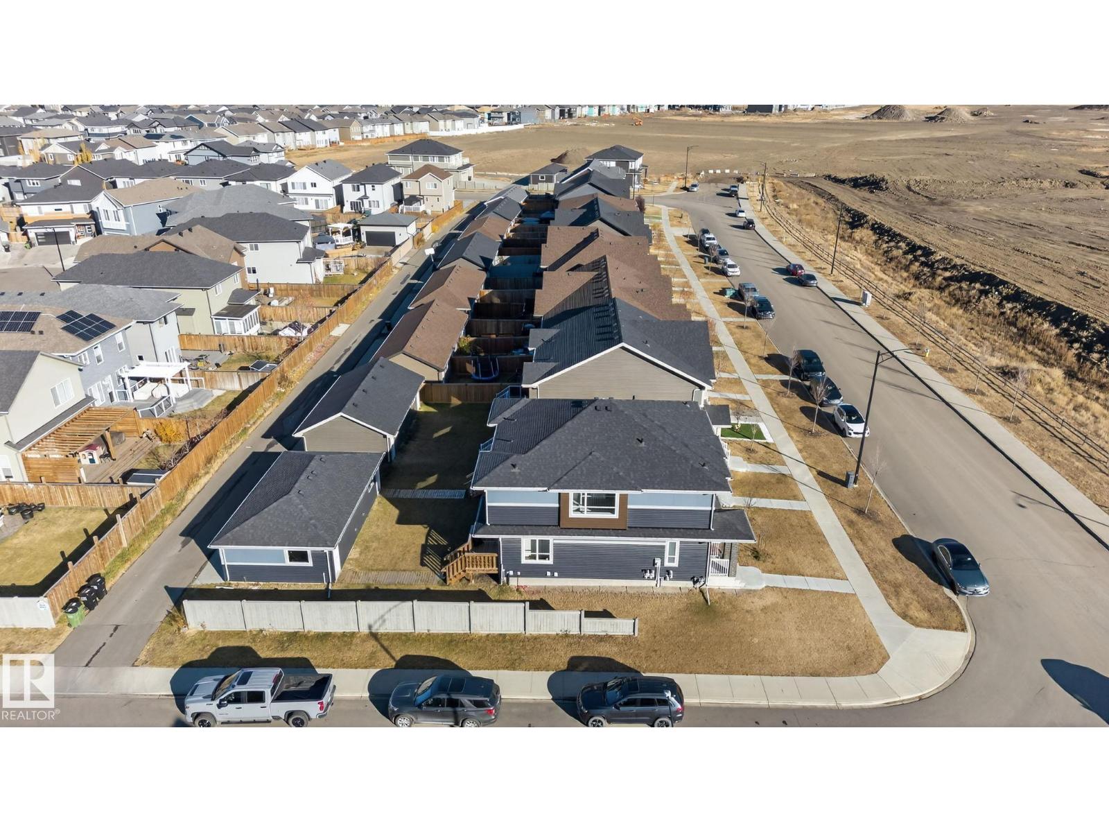 382 Crystallina Nera Dr Nw, Edmonton, Alberta  T5Z 0R9 - Photo 2 - E4463661