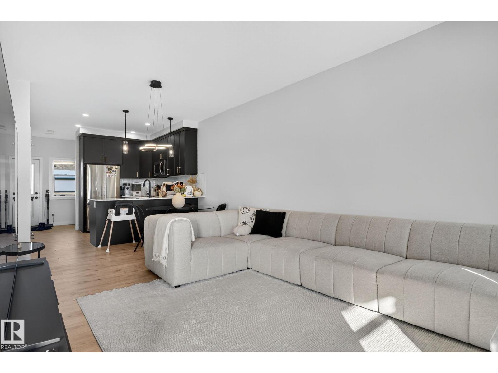 382 Crystallina Nera Dr Nw, Edmonton, Alberta  T5Z 0R9 - Photo 6 - E4463661