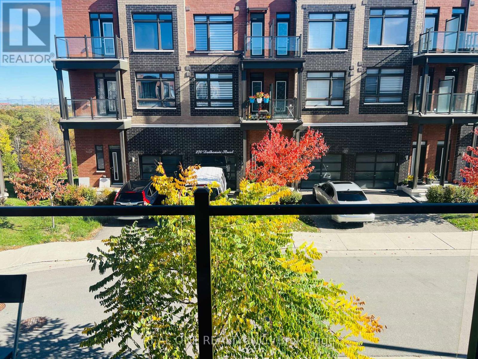 271 Dalhousie Street, Vaughan, Ontario  L4L 0L8 - Photo 19 - N12484277