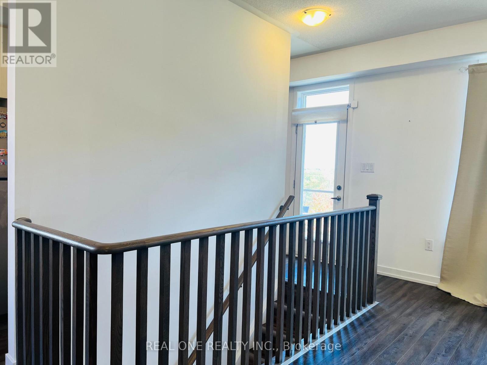 271 Dalhousie Street, Vaughan, Ontario  L4L 0L8 - Photo 4 - N12484277