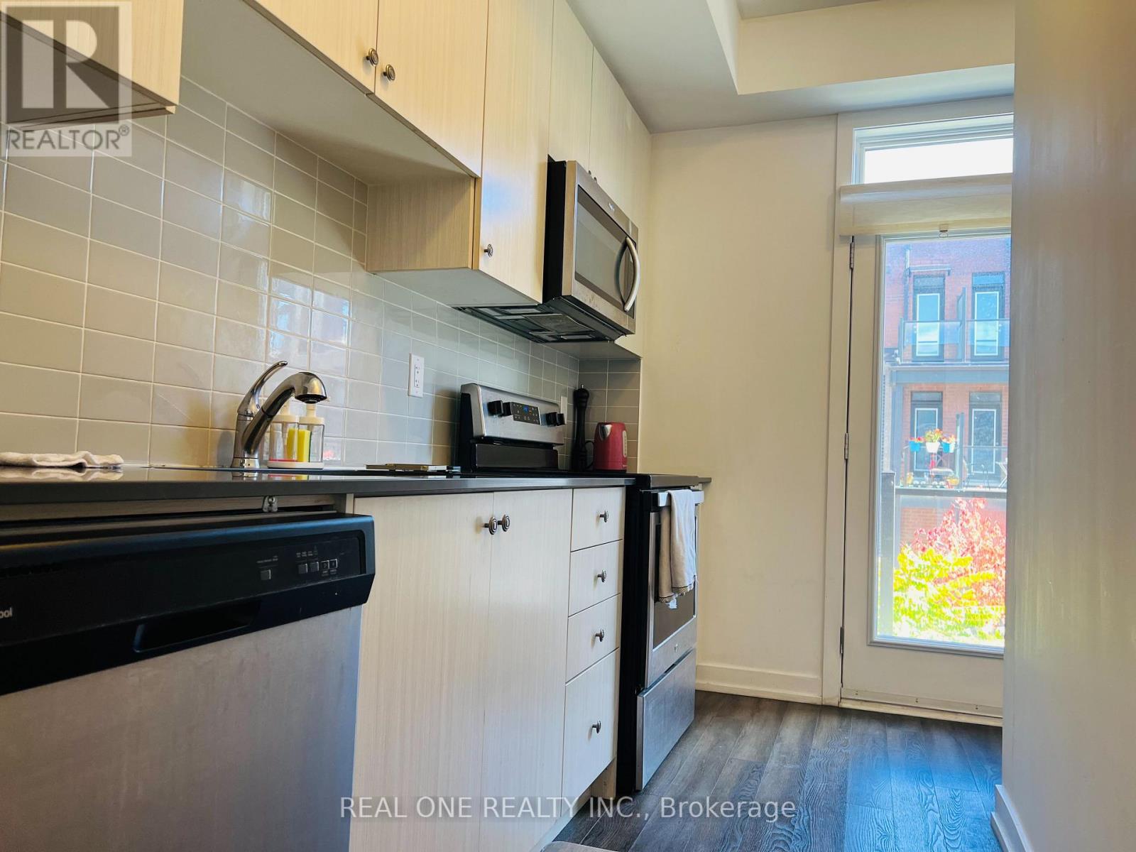 271 Dalhousie Street, Vaughan, Ontario  L4L 0L8 - Photo 7 - N12484277