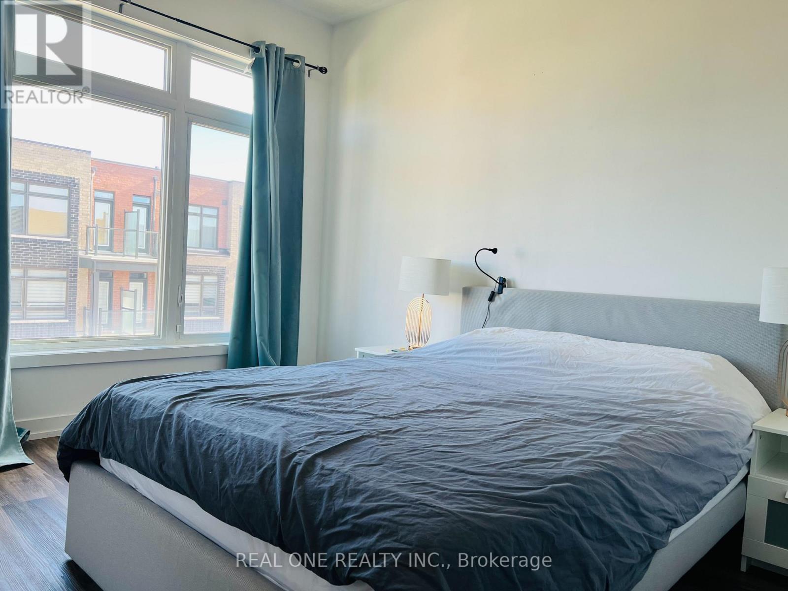 271 Dalhousie Street, Vaughan, Ontario  L4L 0L8 - Photo 8 - N12484277
