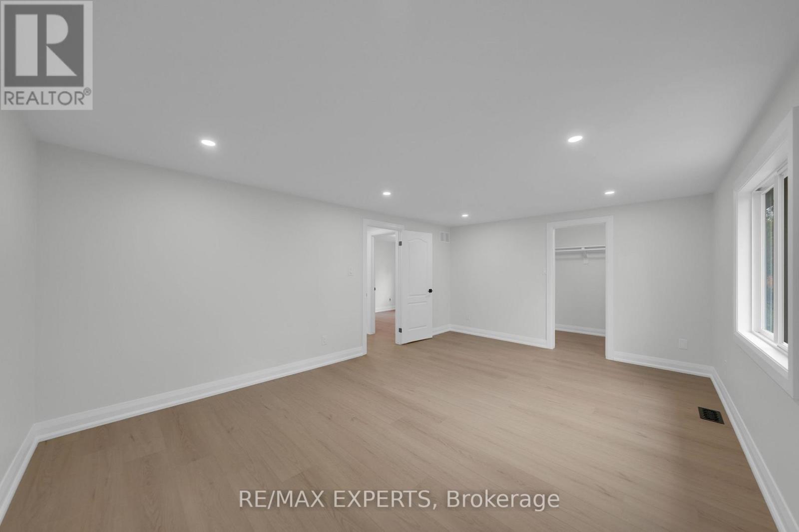 61 Wallace Street, New Tecumseth, Ontario  L9R 2G6 - Photo 28 - N12484278