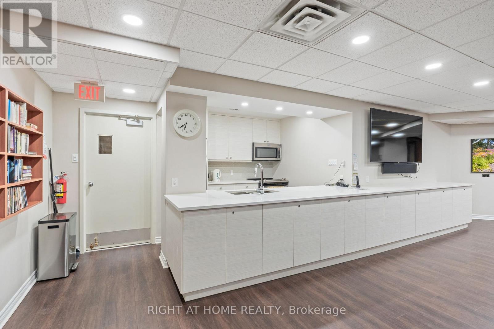 1006 - 1025 Richmond Road, Ottawa, Ontario  K2B 8G8 - Photo 34 - X12484323