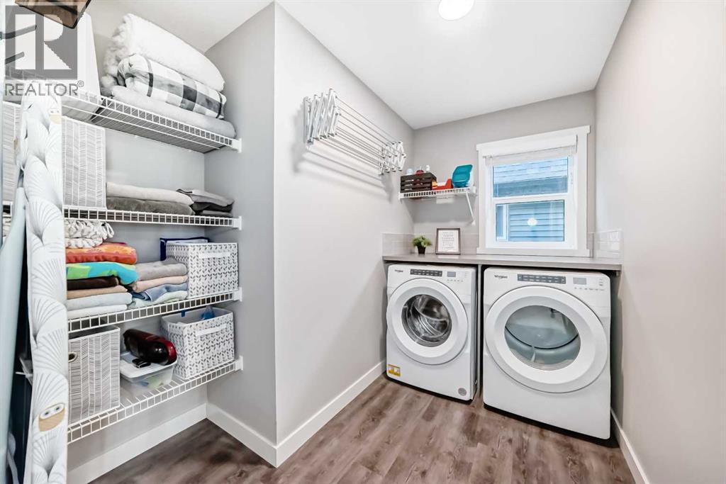 204 Sunrise Common, Cochrane, Alberta  T4C 2R9 - Photo 38 - A2260174