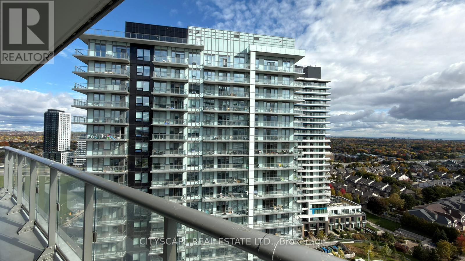 1704 - 4655 Metcalfe Avenue, Mississauga, Ontario  L5M 0Z7 - Photo 2 - W12484254